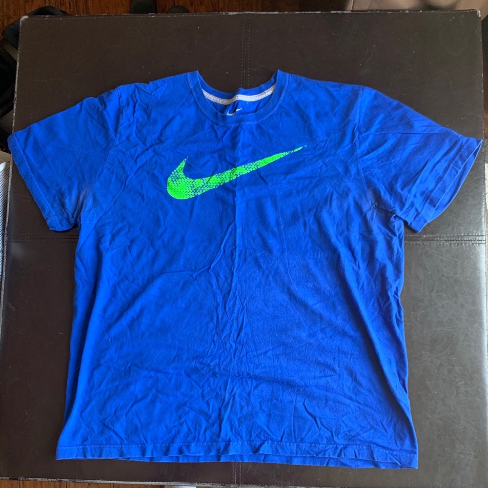 blue nike tee